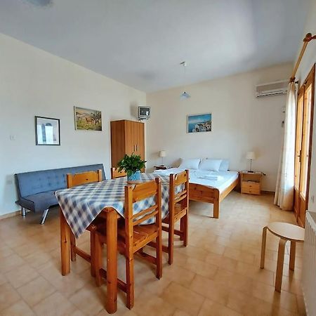 Selfcatering -Studio Helen No 7 Xiropigado Eksteriør billede